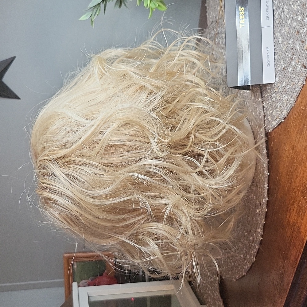 NWT BelleTress Cascara wig - Picture 3 of 13